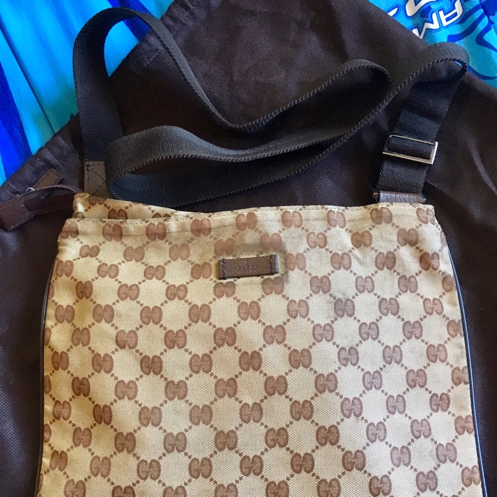 💯Authentic Gucci crossbody